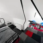 Broken Bed Hootel Hotell Kaunas