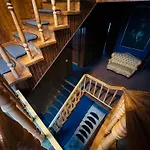 Hotell Broken Bed Hootel 3*