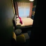 Hotell Broken Bed Hootel Kaunas