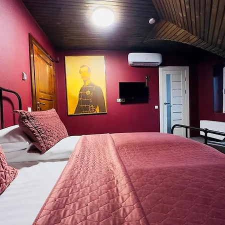 Otel Broken Bed Hootel Kaunas