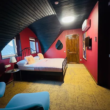 Hotell Broken Bed Hootel Kaunas