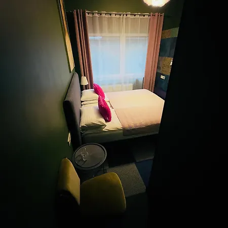 Hotell Broken Bed Hootel Kaunas