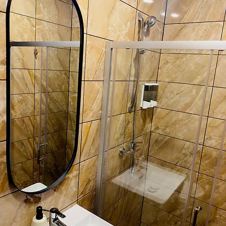 Broken Bed Hootel Kaunas