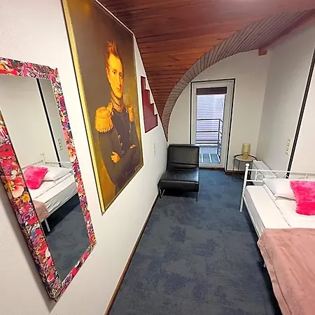 Broken Bed Hootel