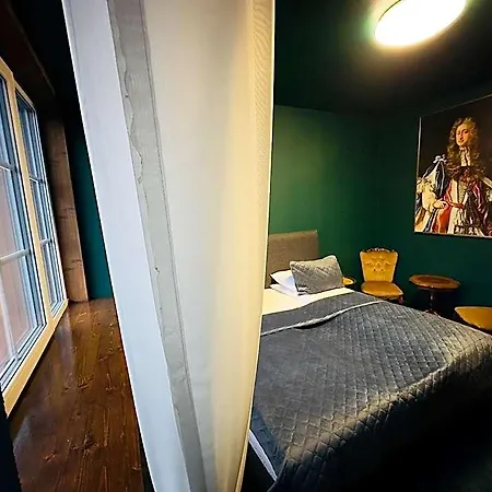 Broken Bed Hootel Hotell Kaunas