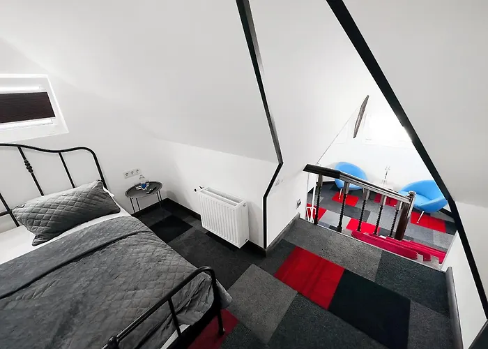 Broken Bed Hootel Hotell Kaunas