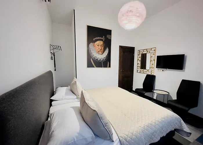 Hotell Broken Bed Hootel 3*