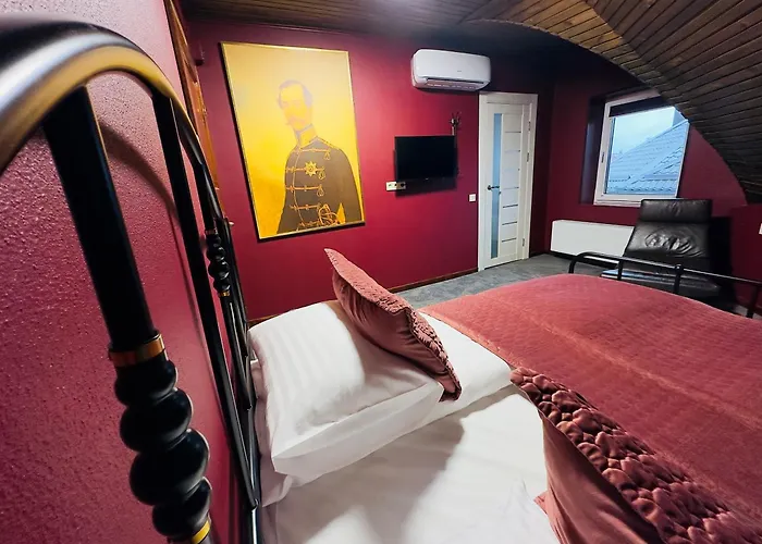 Broken Bed Hootel Hotell Kaunas