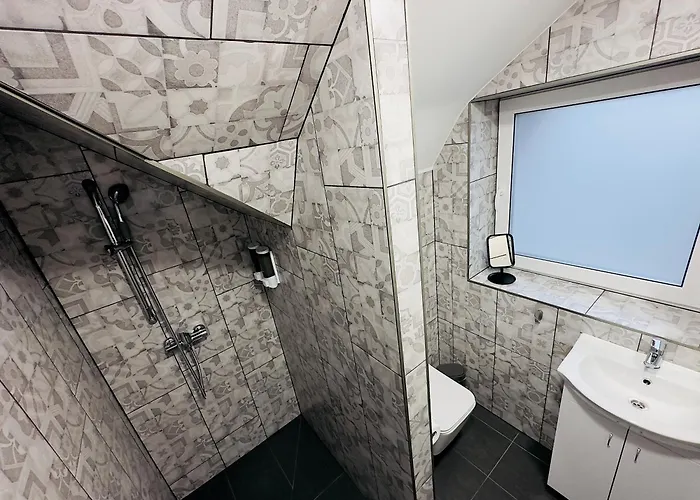 Broken Bed Hootel Kaunas