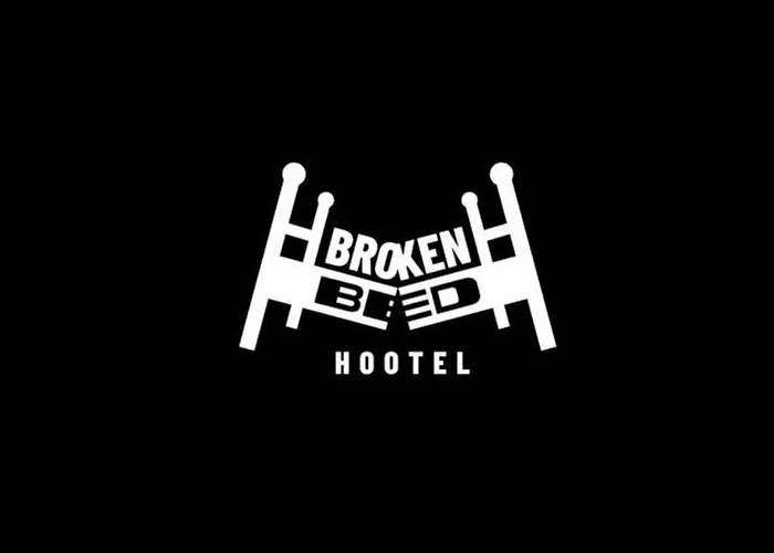 Broken Bed Hootel 3*